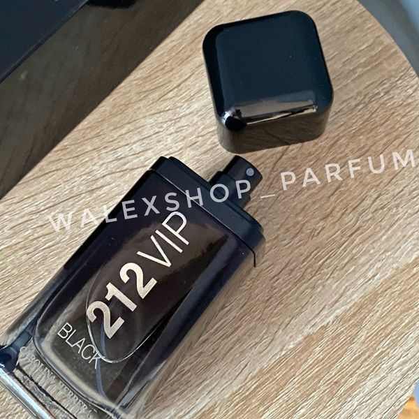 Парфюм Мужской Carolina Herrera 212 VIP Black 100 ml Каролина Эрера 212 Вип Блэк 100 мл Каролина Эрера 212 Вип Блэк 100 мл 55637 фото